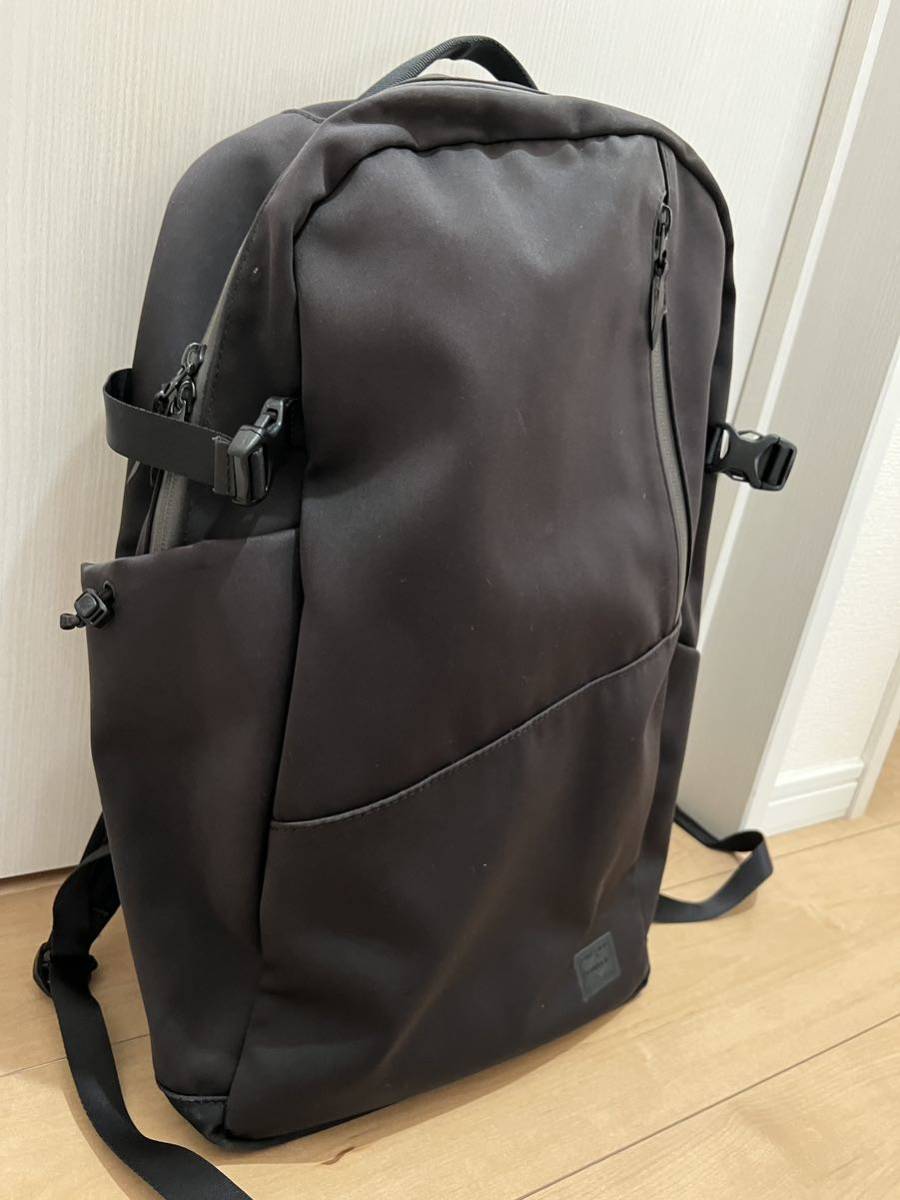 PORTER FUTURE DAYPACK 吉田カバン ポーター　フューチャー　Backpack リュック デイパック　リュックサック　バックパック　ジャンク_画像2