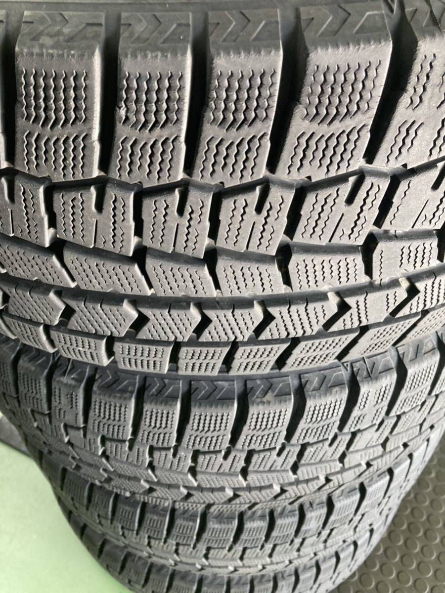 ダンロップ　WN02 225/55R17 中古4本セット　19年製　スタッドレス_画像4