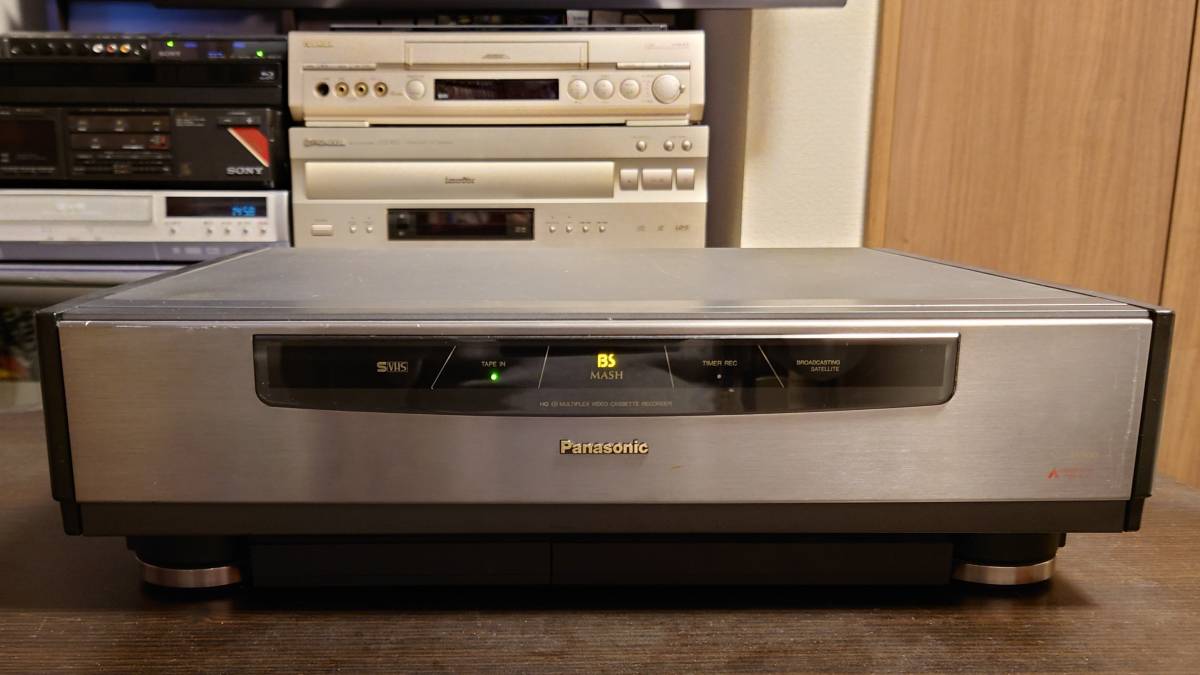 Panasonic S-VHSビデオデッキ　NV-BS900 動作は出来るジャンク品です_画像3