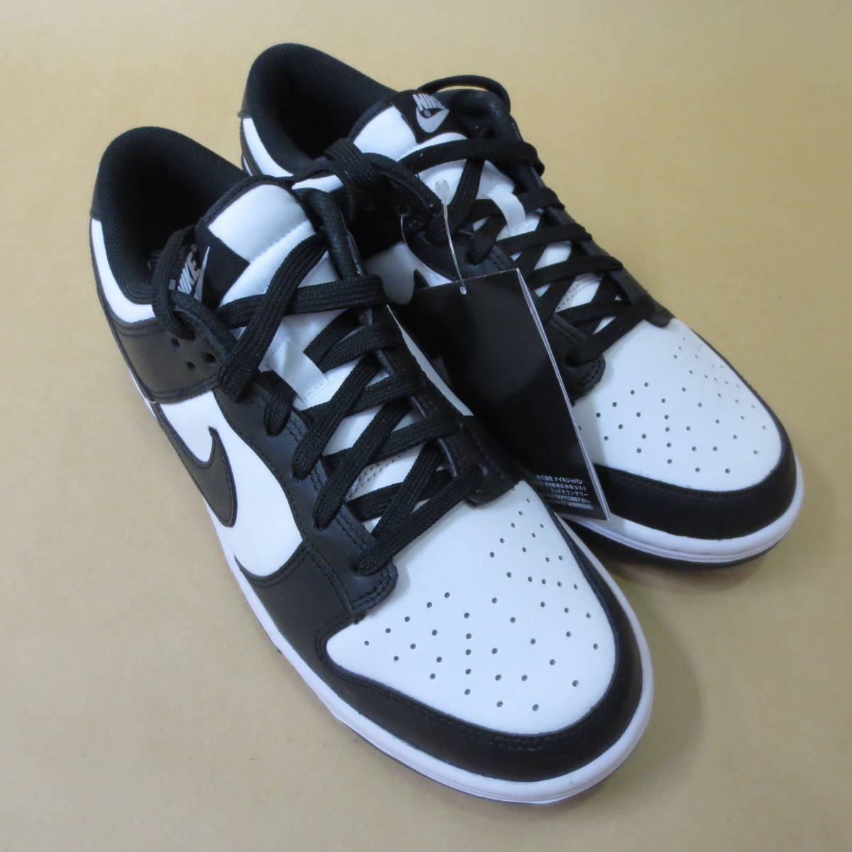 ○　ナイキ　ダンク　パンダ　NIKE　DUNK　LOW　CL　DD1503-101　レア品　人気モデル　ウイメンズ_画像2