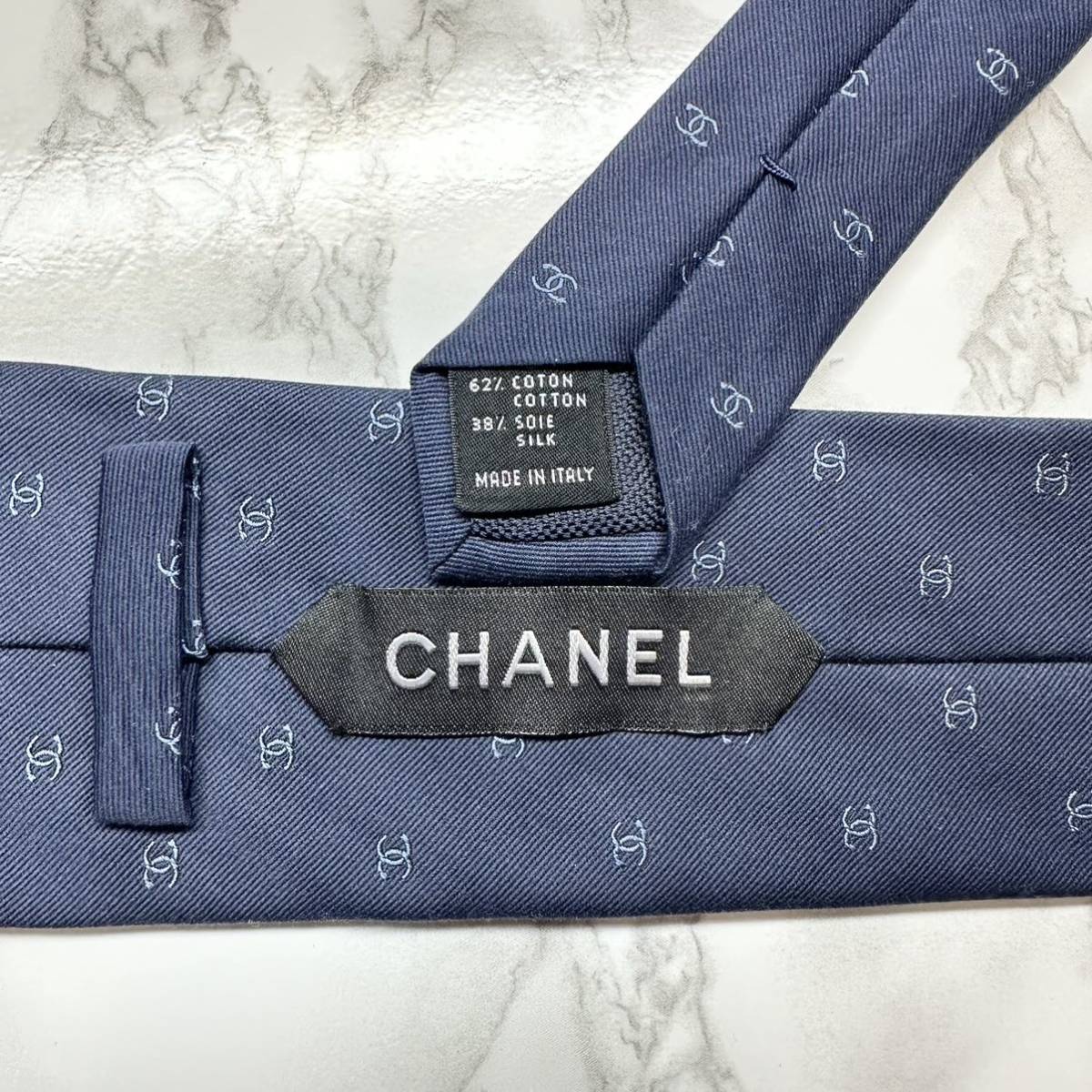 ✨極美品✨CHANEL ネクタイ ココマーク 現行 チェーン 刺繍 人気-