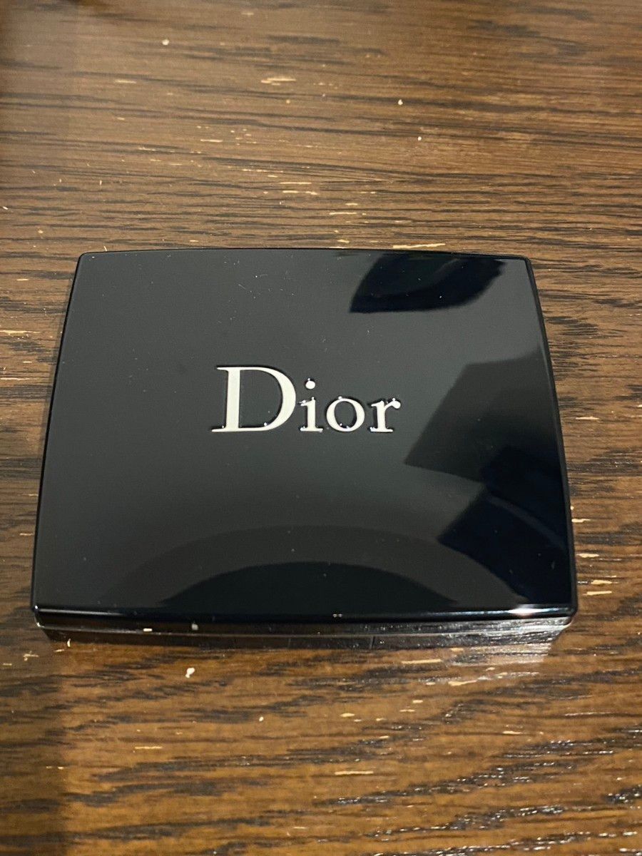 DIOR ディオールスキン ルージュ ブラッシュ　826 ギャラクティックレッド　チーク