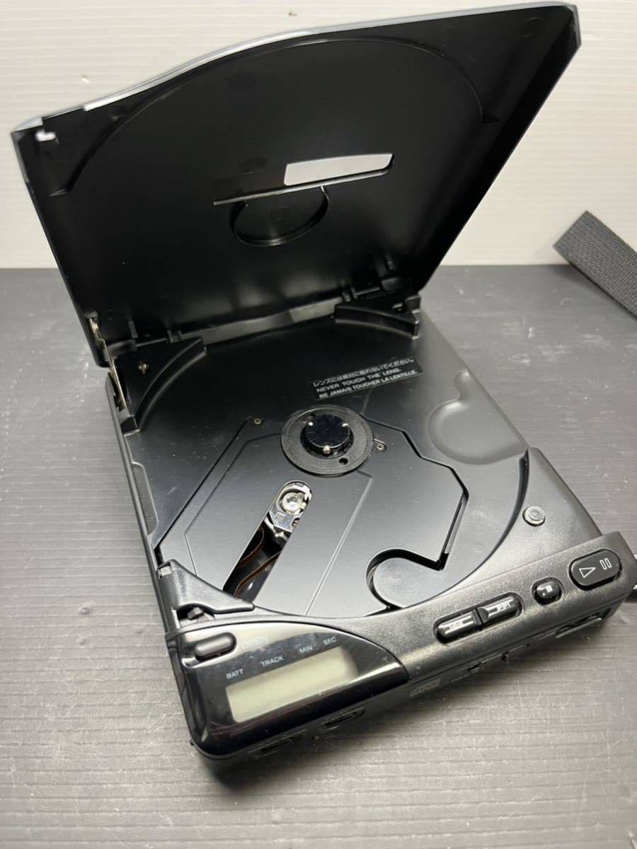 3 SONY ソニー CD プレーヤー ポータブル Discman ディスクマン D-66 ジャンク_画像3