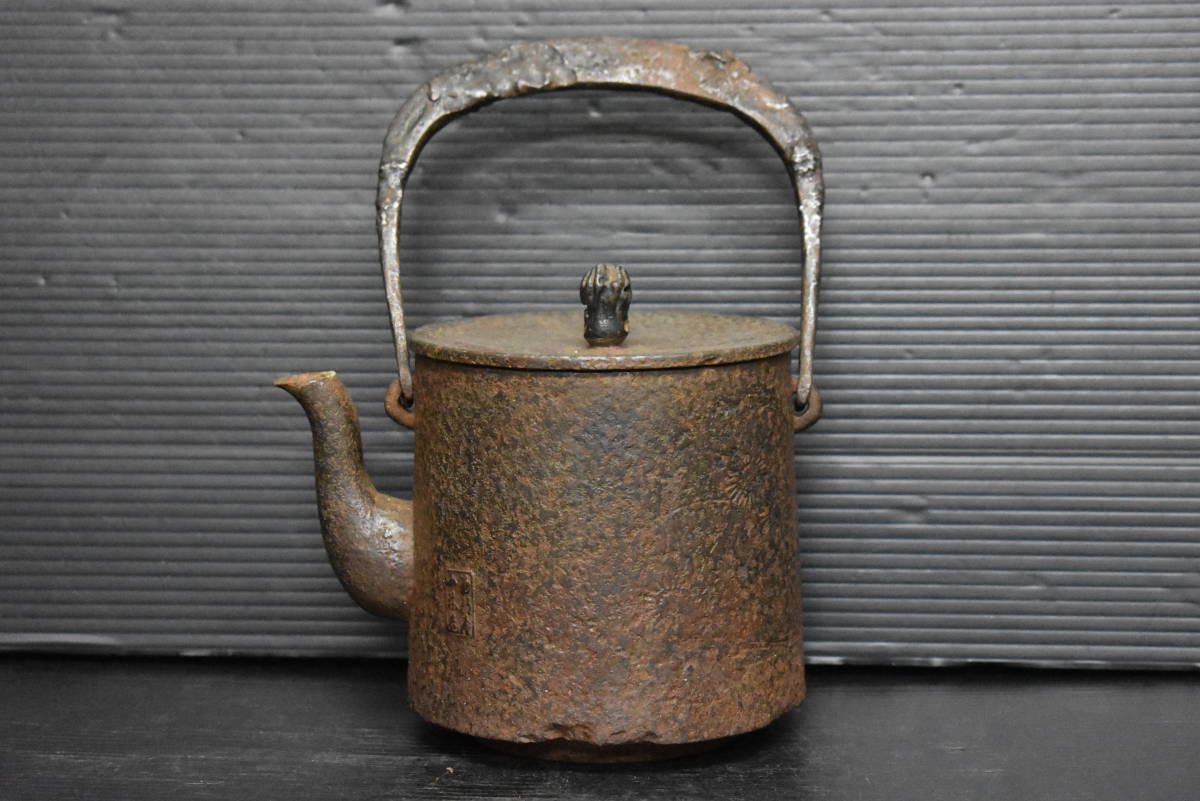 うぶ品　時代物　南部　小林造　古鉄蓋筒形鉄瓶　茶道具　古美術品　_画像1