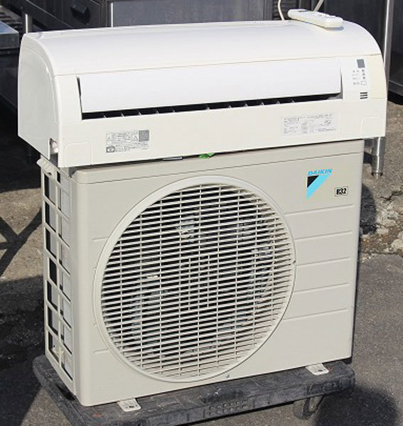 9273円 wz8933 ダイキン ルーム エアコン 28 主に10畳用 中古 9273円 wz8933 ダイキン ルーム エアコン 28 主に10畳用 中古