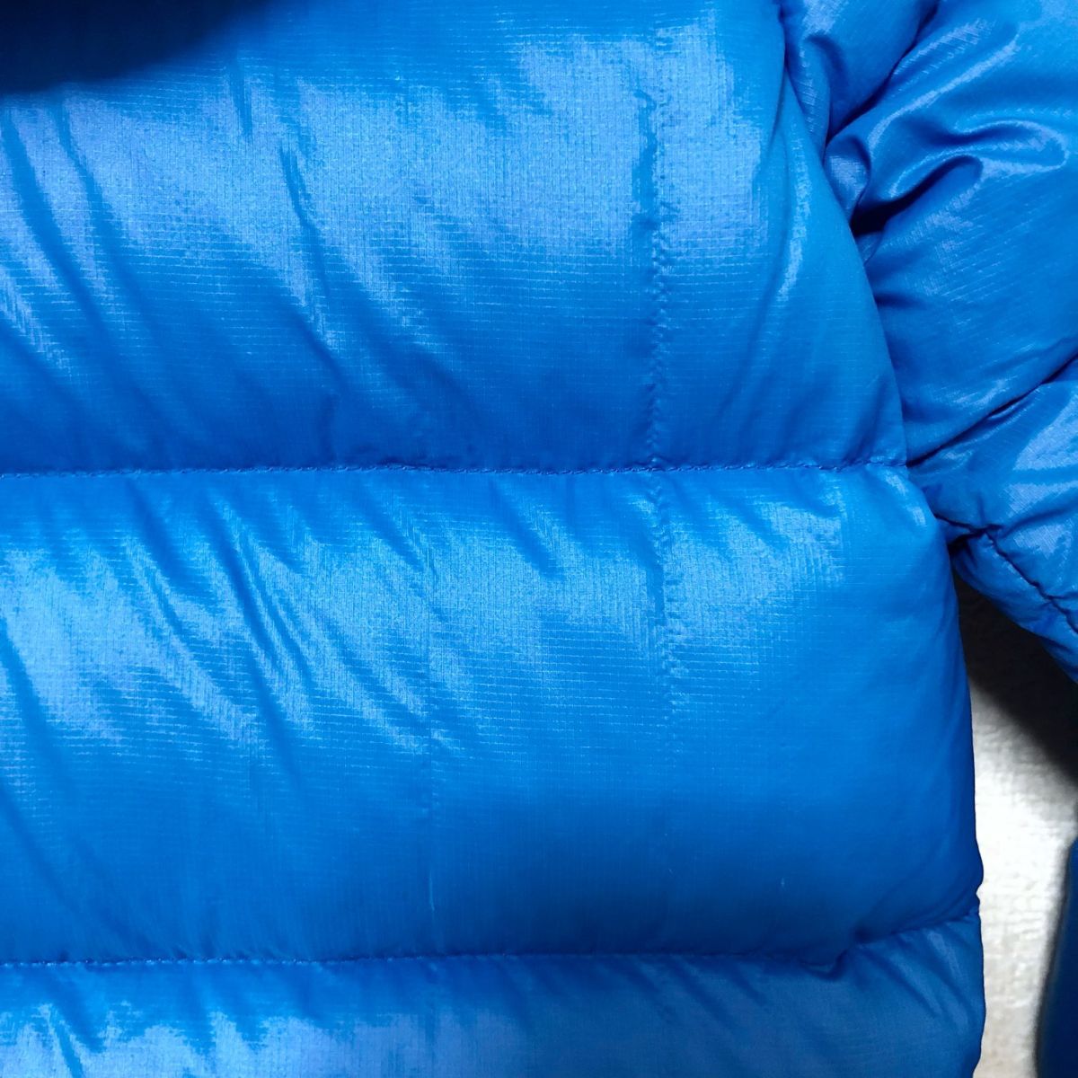 ノースフェイス ダウンジャケット キッズ105サイズ 正規品 青 黄土色 ブルー 本物 ヌプシ バルトロ ライト m2701_画像5