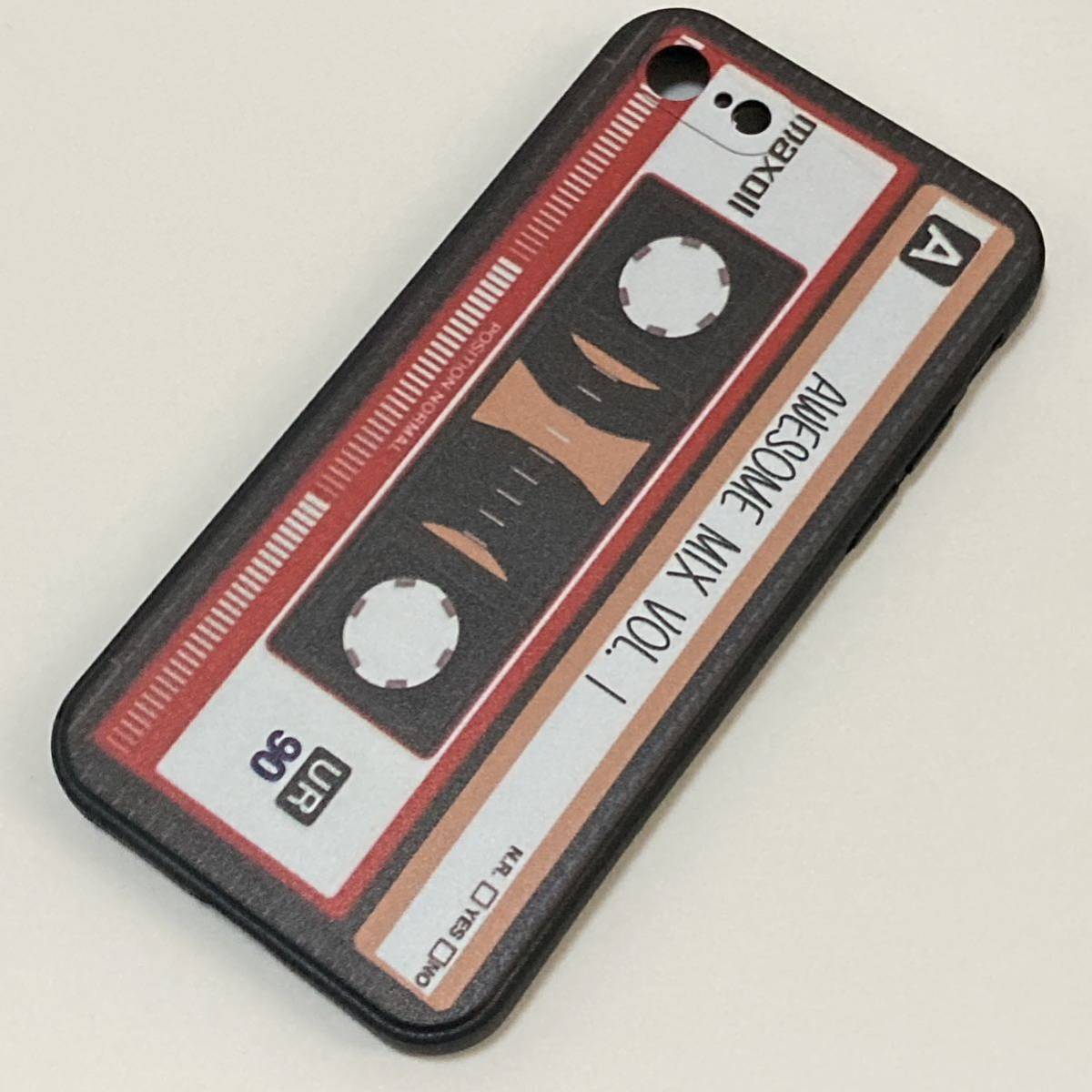 新品　iPhoneSE2.3 7/8ケース カセットテープ ストラップ付 レトロ アンティーク風 おもしろデザイン かっこいい 昭和 おしゃれ_画像6