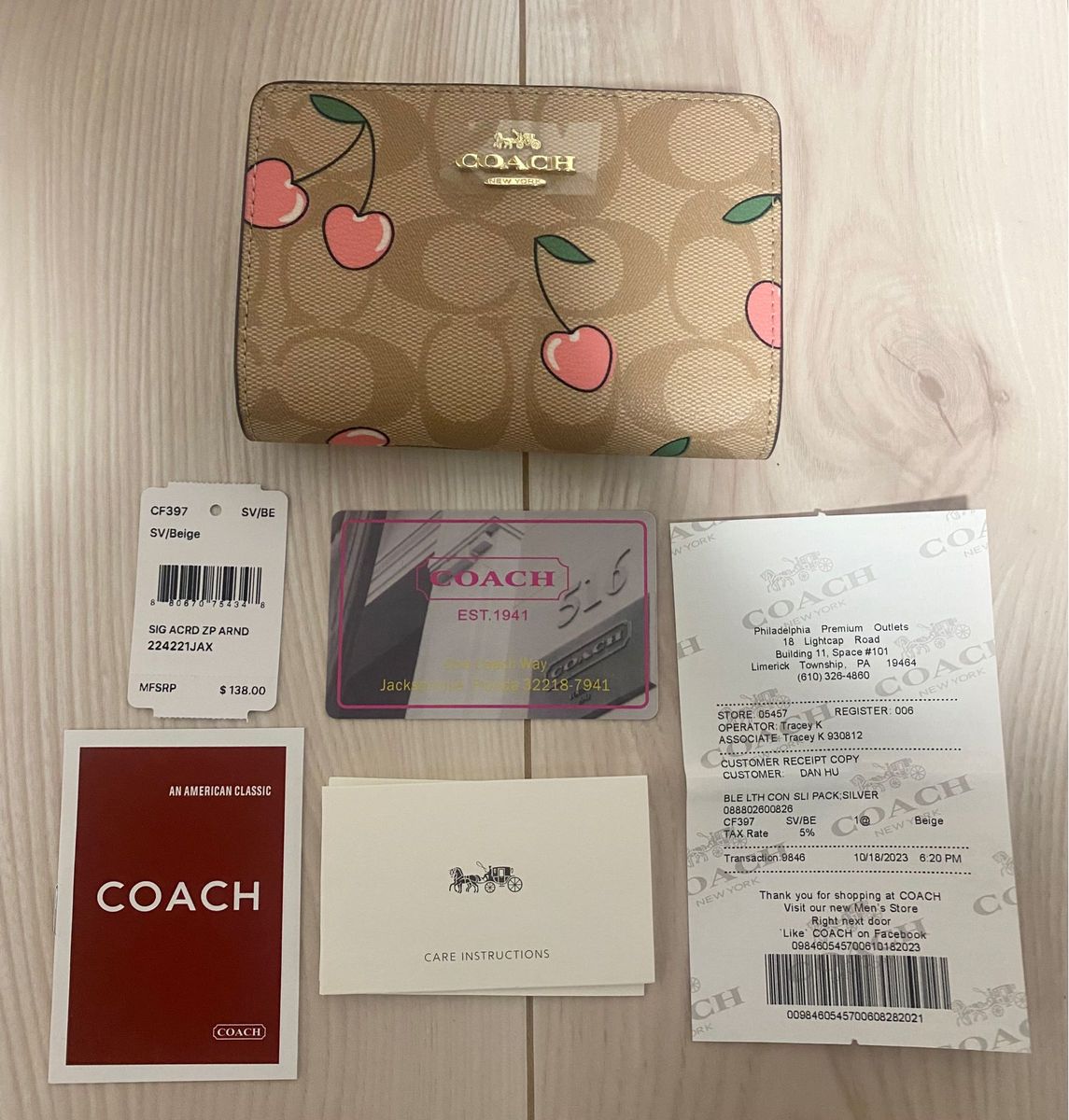 COACH 二つ折り財布 さくらんぼ チェリー CF397