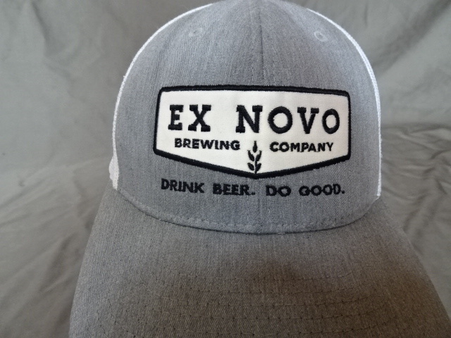 激レア USA購入 アメリカ企業モノ オレゴン州ポートランド 地ビール会社【EX NOVO BREWING COMPANY】ロゴ刺繍入り メッシュキャップ 中古品_画像1