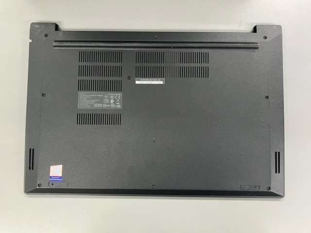 ThinkPad E590 Core i3-8145U システムボード/KBベゼル/BASE COVER 動作OK品 97541_画像2