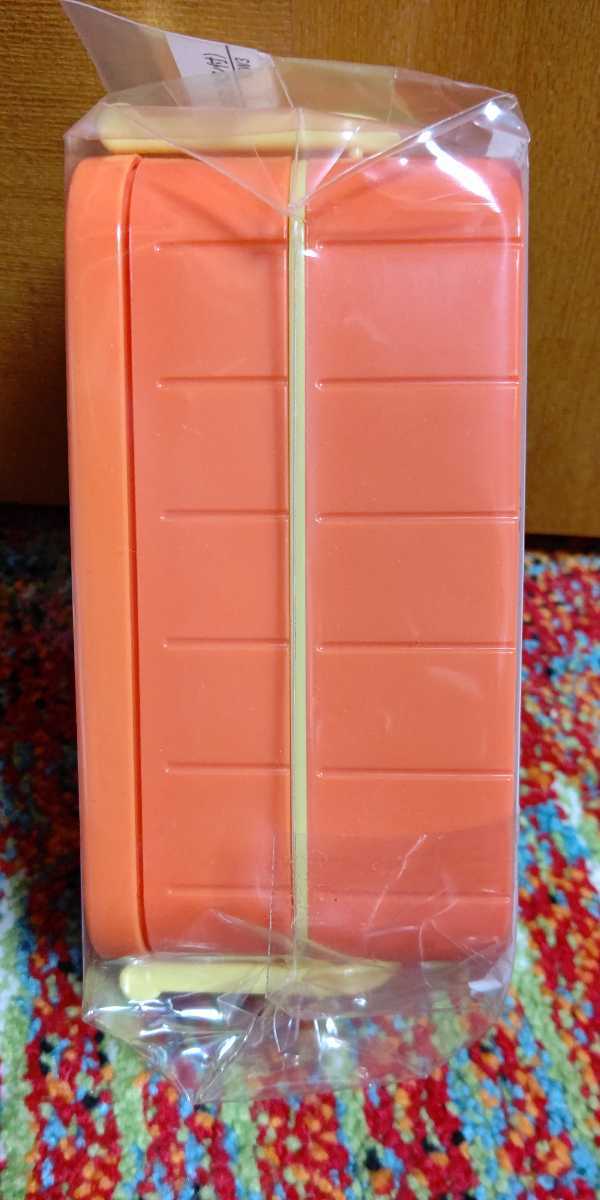 ムーミン MOOMIN スケーター 2段 ランチボックス 600ml 弁当箱 カラー(オレンジ系) 日本製 新品・未開封・即決 タイムセール_画像2