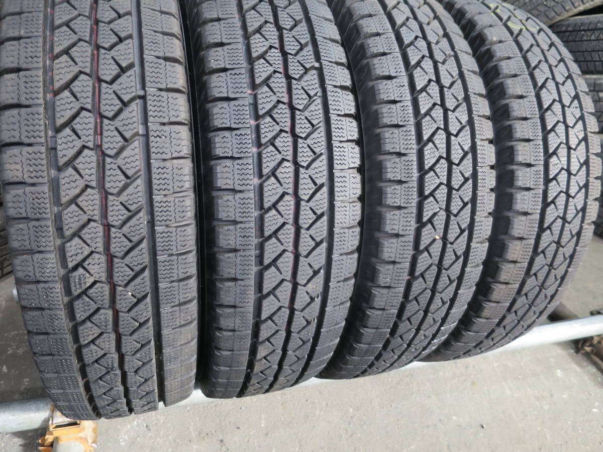 22年製バリ山 195/80R15 107/105L LT ◆ブリヂストン BLIZZAK VL1◆ 4本 B1713 スタッドレス_画像1