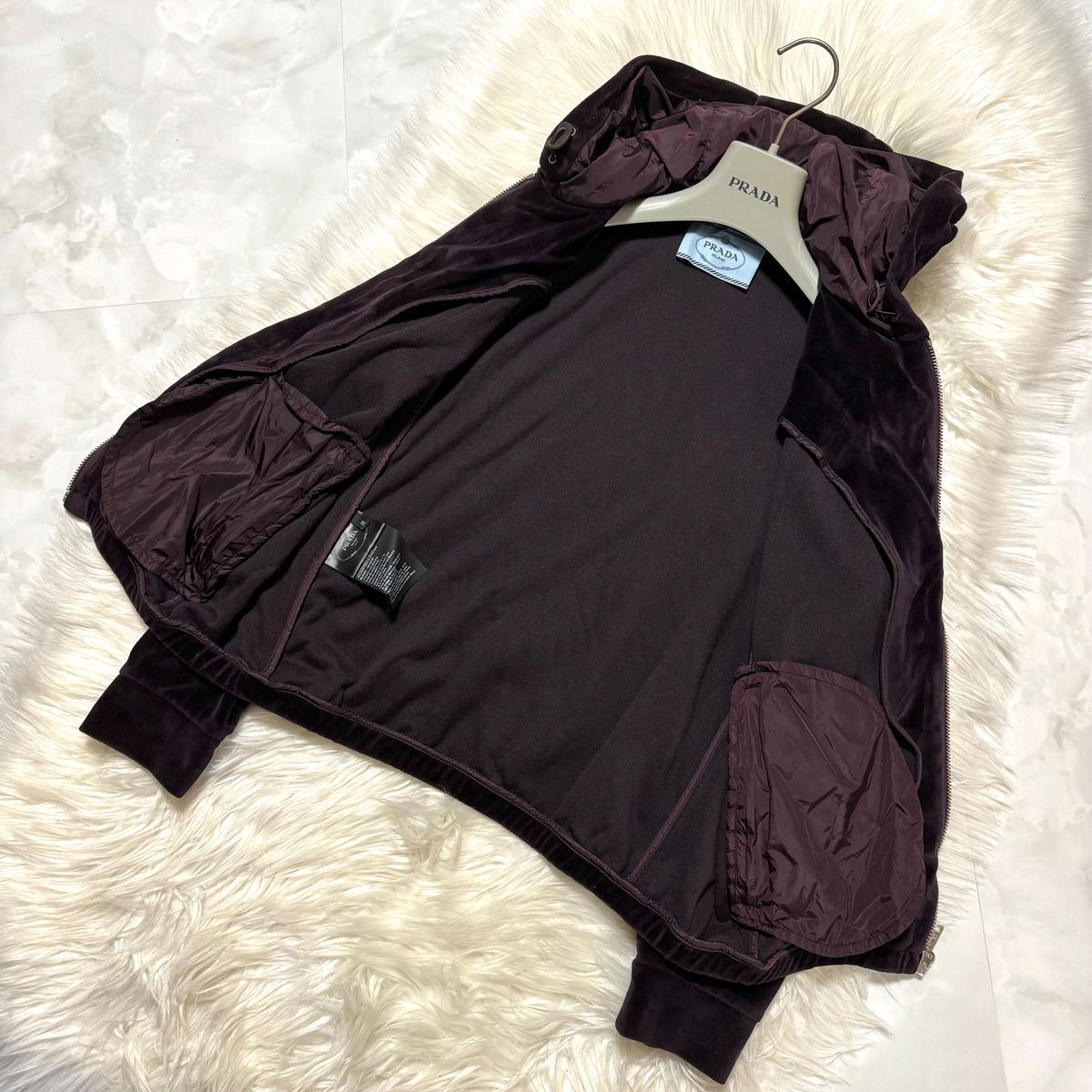 本物 美品 プラダ スポーツ ZIP UP ベロア セットアップ 本物 美品 プラダ スポーツ ZIP UP ベロア セットアップ