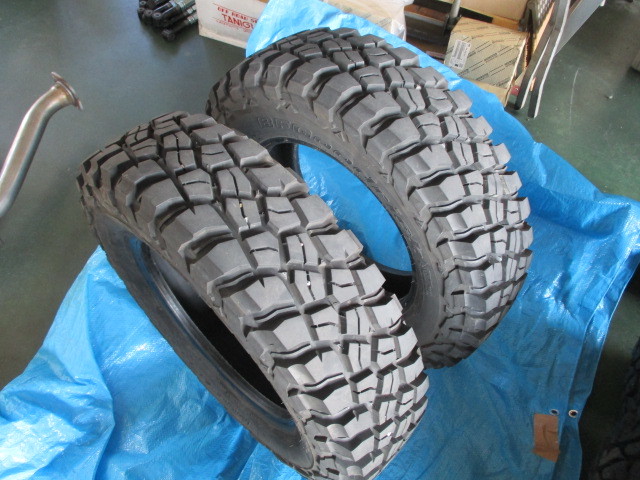 中古BFグッドリッチLT205/80R16ジムニー用2本の出品です。_6～7分山位は残量あります。