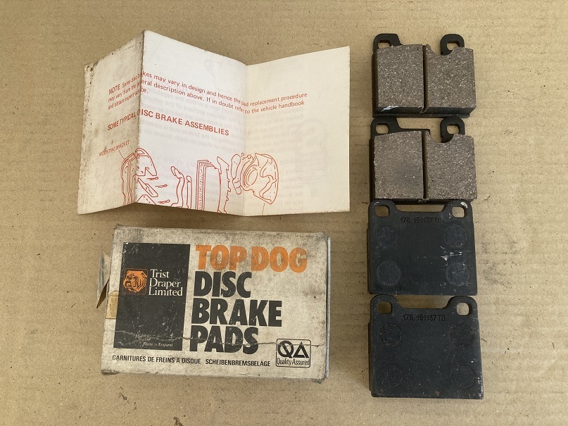 シトロエン CITROEN用？ ブレーキパッド　TOP DOG PADS（イギリス製）品番：TDA２８８　【倉庫整理】【新品・未使用】【訳あり】_画像1