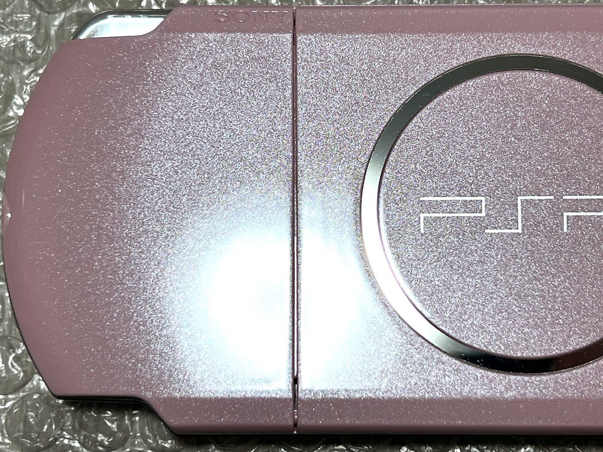 〈本体極美品・動作確認済み〉PSP-3000 本体 ブロッサムピンク ＋メモリースティック 1GB PlayStation Portable 薄型 最終型_画像6