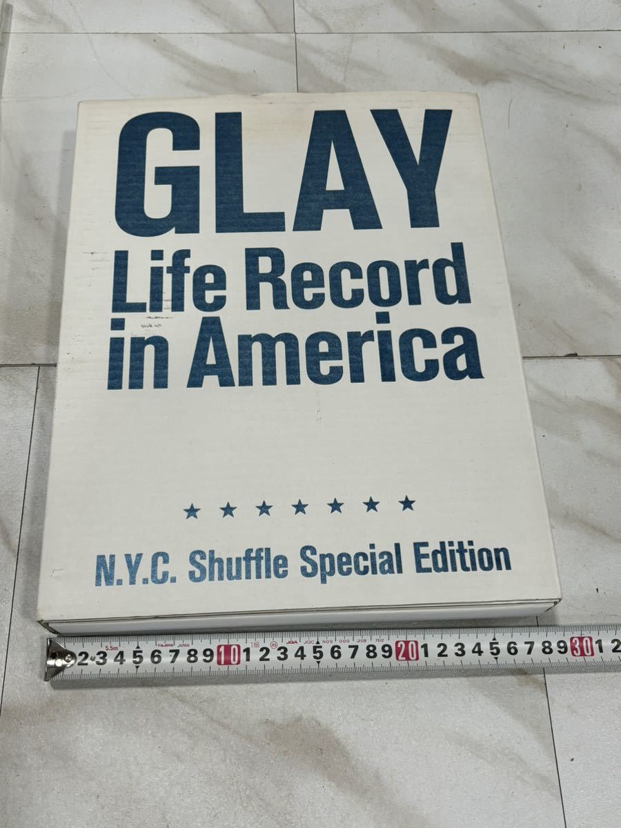 ［F674］100サイズ【中古品】GLAY写真集「Life Record in America」_画像3