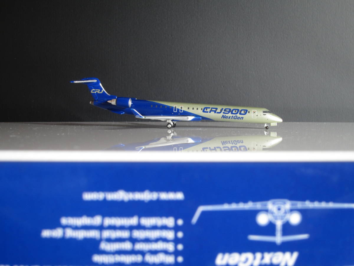 ◆ハウスカラー [ＮｅｘｔＧｅｎ]◆Gemini Jets [1:400]◆BOMBARDIER ＣＲＪ９００の画像1