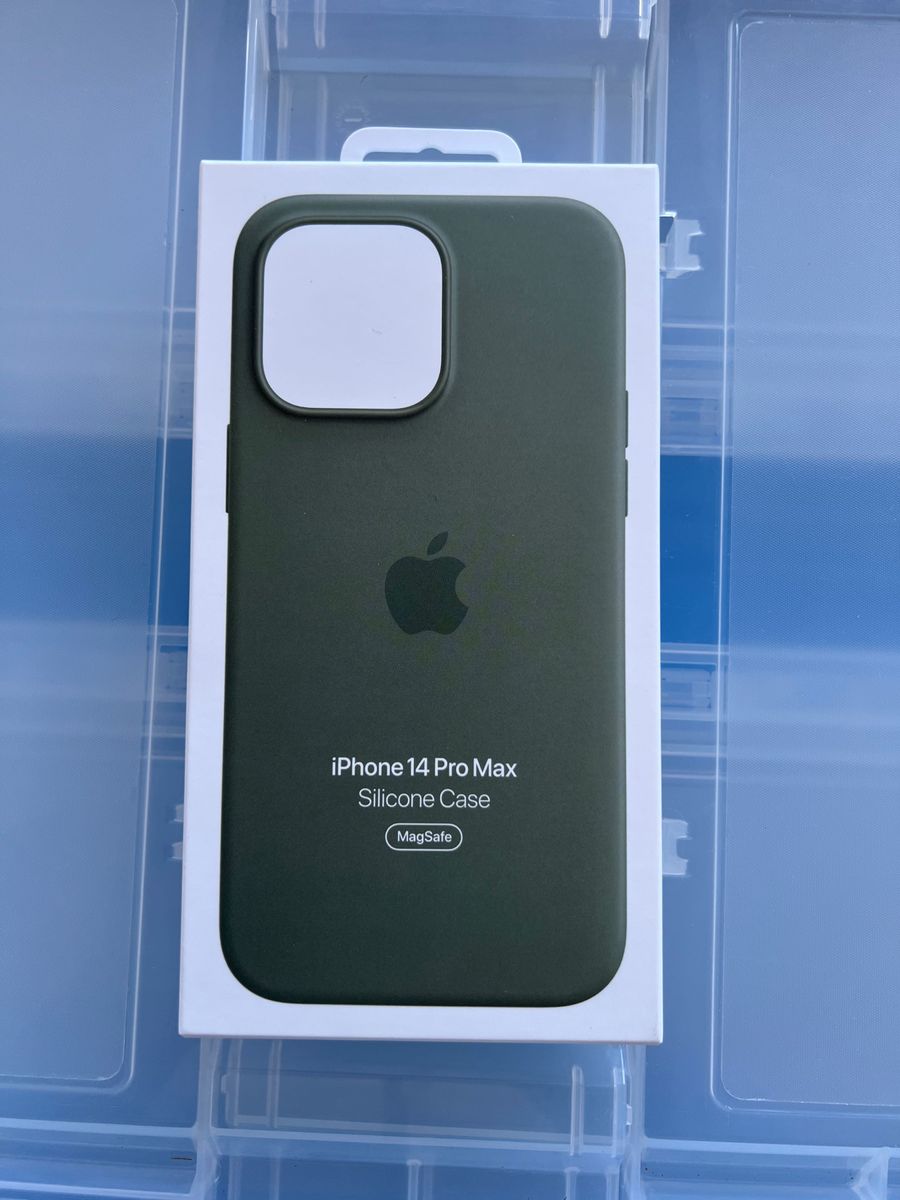 純正　iPhone 14 Pro Max シリコーンケース オリーブ　mqun3fe/a Apple MagSafe対応