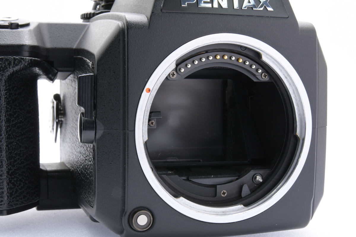 PENTAX 645NII ボディ + 120フィルムバック×2 ペンタックス フィルムカメラ AF中判カメラ ストラップ付_画像7