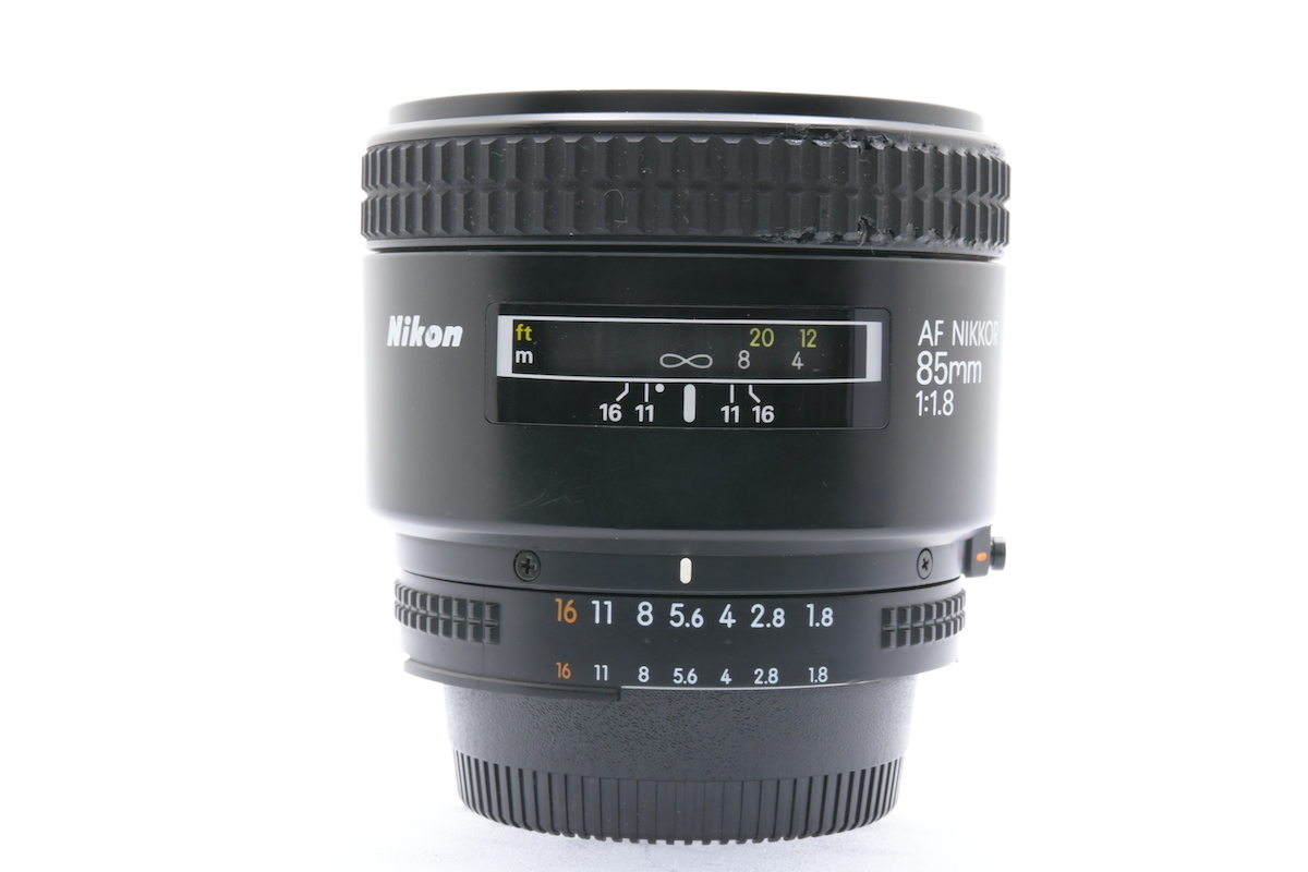 Nikon AF NIKKOR 85mm F1.8 Fマウント ニコン AF一眼レフ用 中望遠単焦点レンズ_画像7