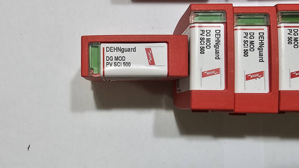 新電元工業パワコン(PVS100T200A-DN-SA-S)用 アブゾーバ 新電元工業パワコン(PVS100T200A-DN-SA-S)用 アブゾーバ