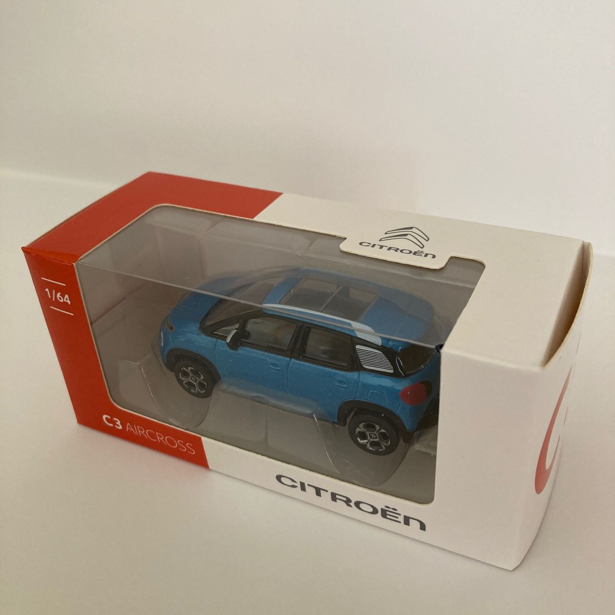 未開封/ CITROEN  シトロエン ミニカー C3エアクロス  1/64サイズ  ノベルティ 純正品 ノレブ