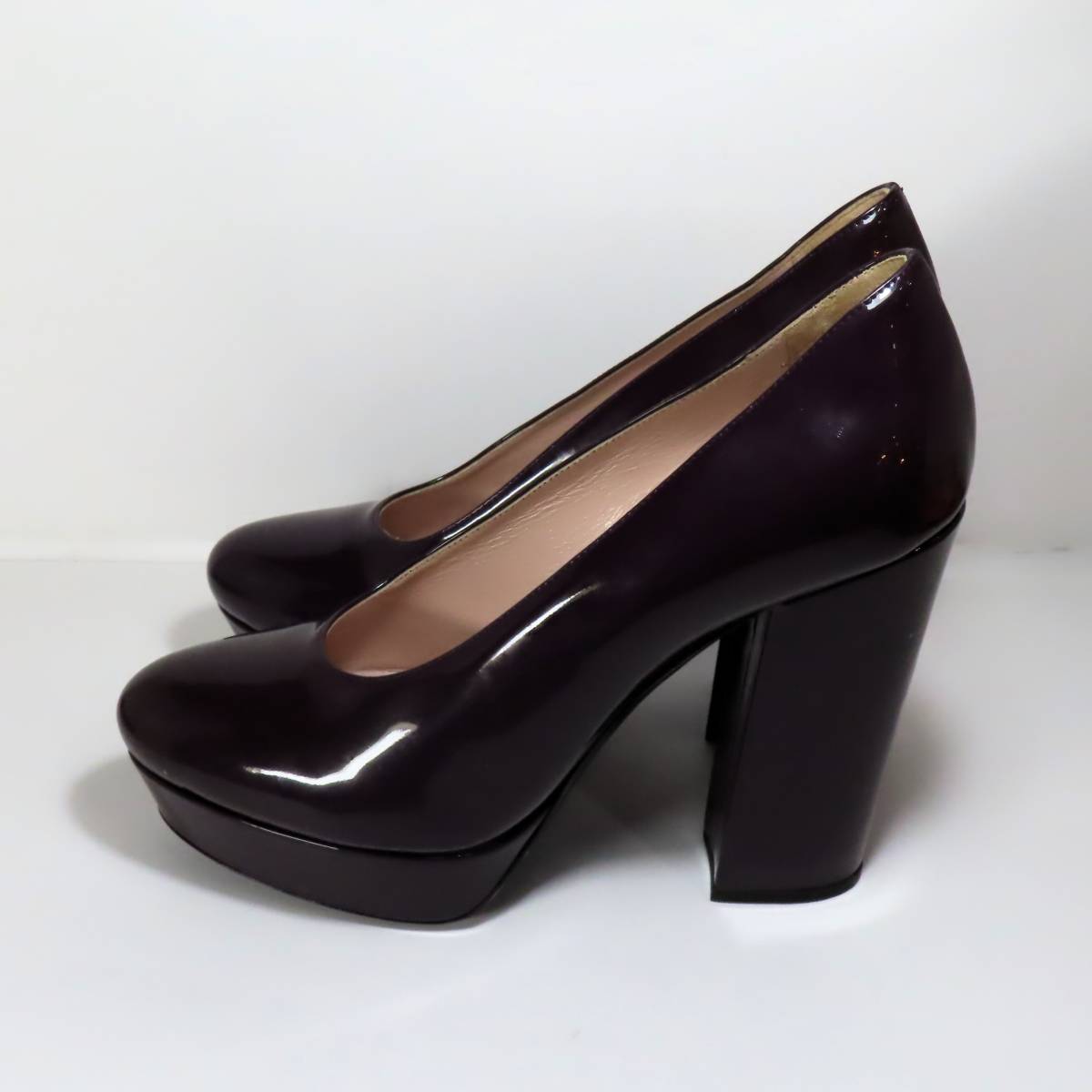 美品 miu miu ミュウミュウ パンプス 37 24cm エナメル パープル 美品 miu miu ミュウミュウ パンプス 37 24cm エナメル パープル