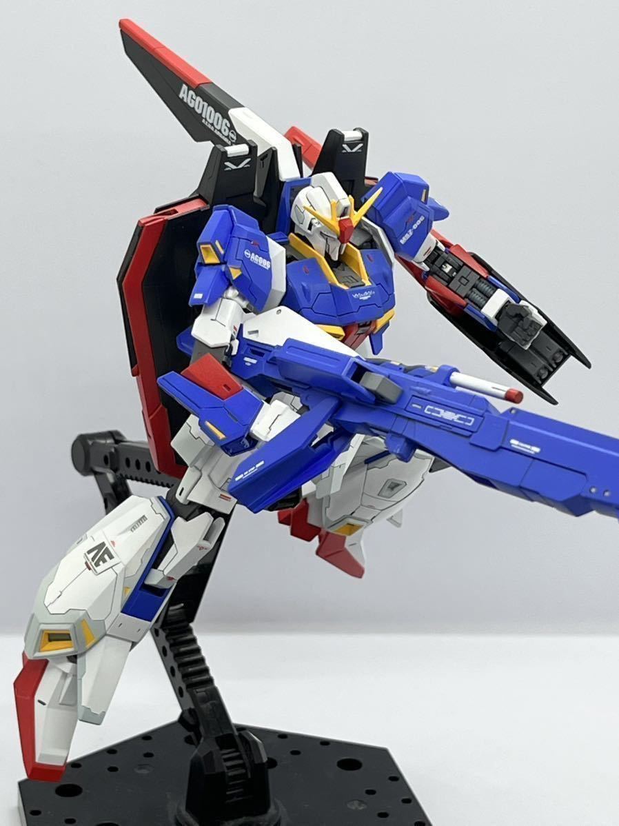 ガンプラ HGUC Zガンダム（リバイブ） 全塗装 完成品-