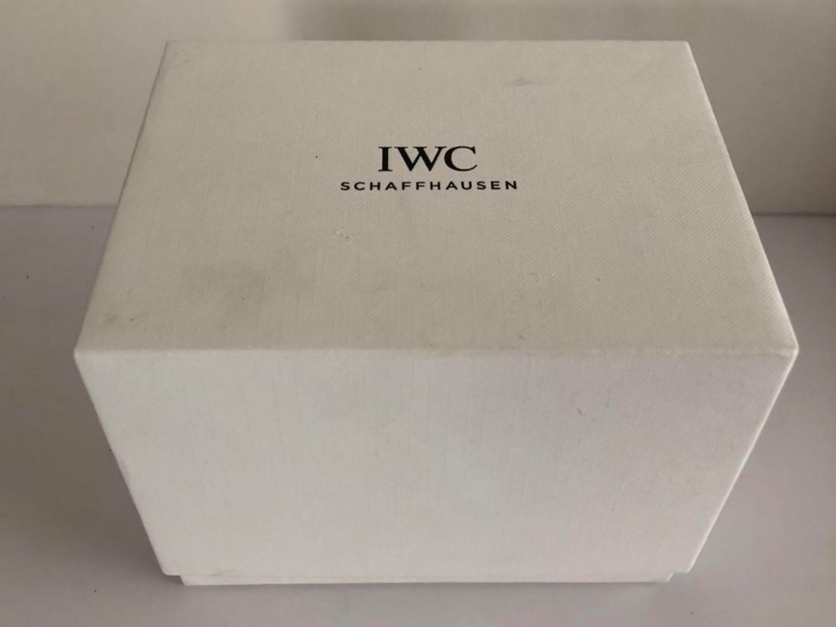 IWC　インターナショナルウォッチカンパニー　時計ケース_画像1