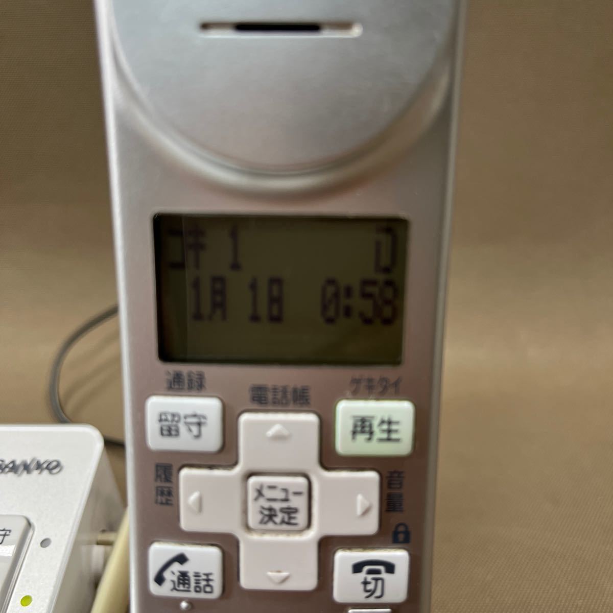 SANYO サンヨー デジタルコードレス留守番電話機 TEL-DH4 サンヨー 親機子機セット 動作品_画像4