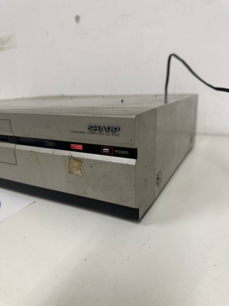 ③ SHARP パーソナルコンピューター　CZ-802C 動作未確認　ジャンク品　本体通電確認のみOK 部品取りにどうぞ_画像3