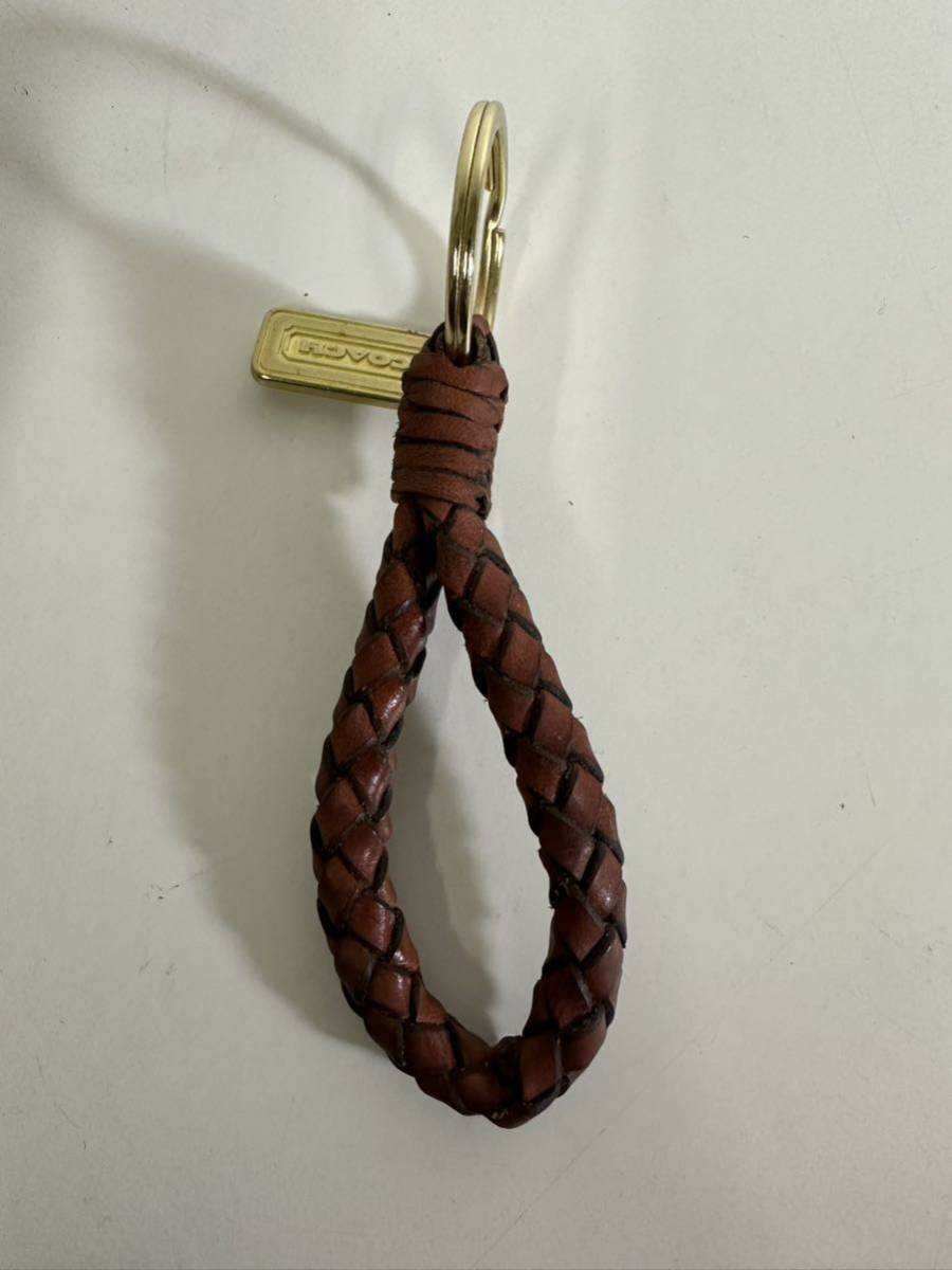 COACH Coach key holder charm key ring Brown Gold knitting (J)