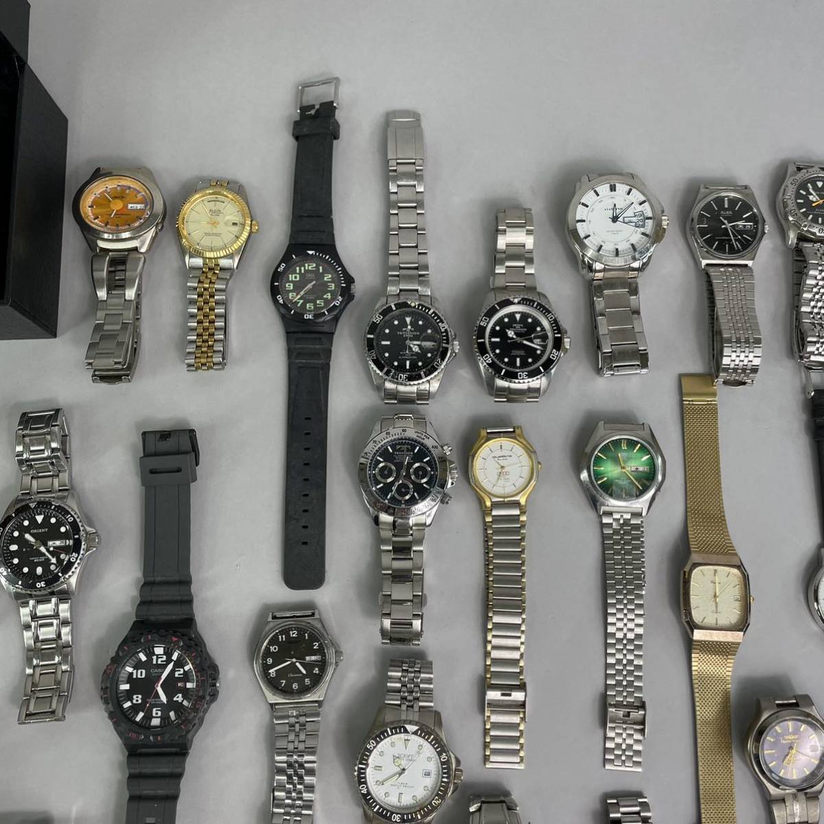 ブランド腕時計 大量まとめ売り 37本 約3.4kg SEIKO/CASIO/CITIZEN/KENTEX その他多数 ヴィンテージ 電池切れ 自動巻き ジャンク_画像9