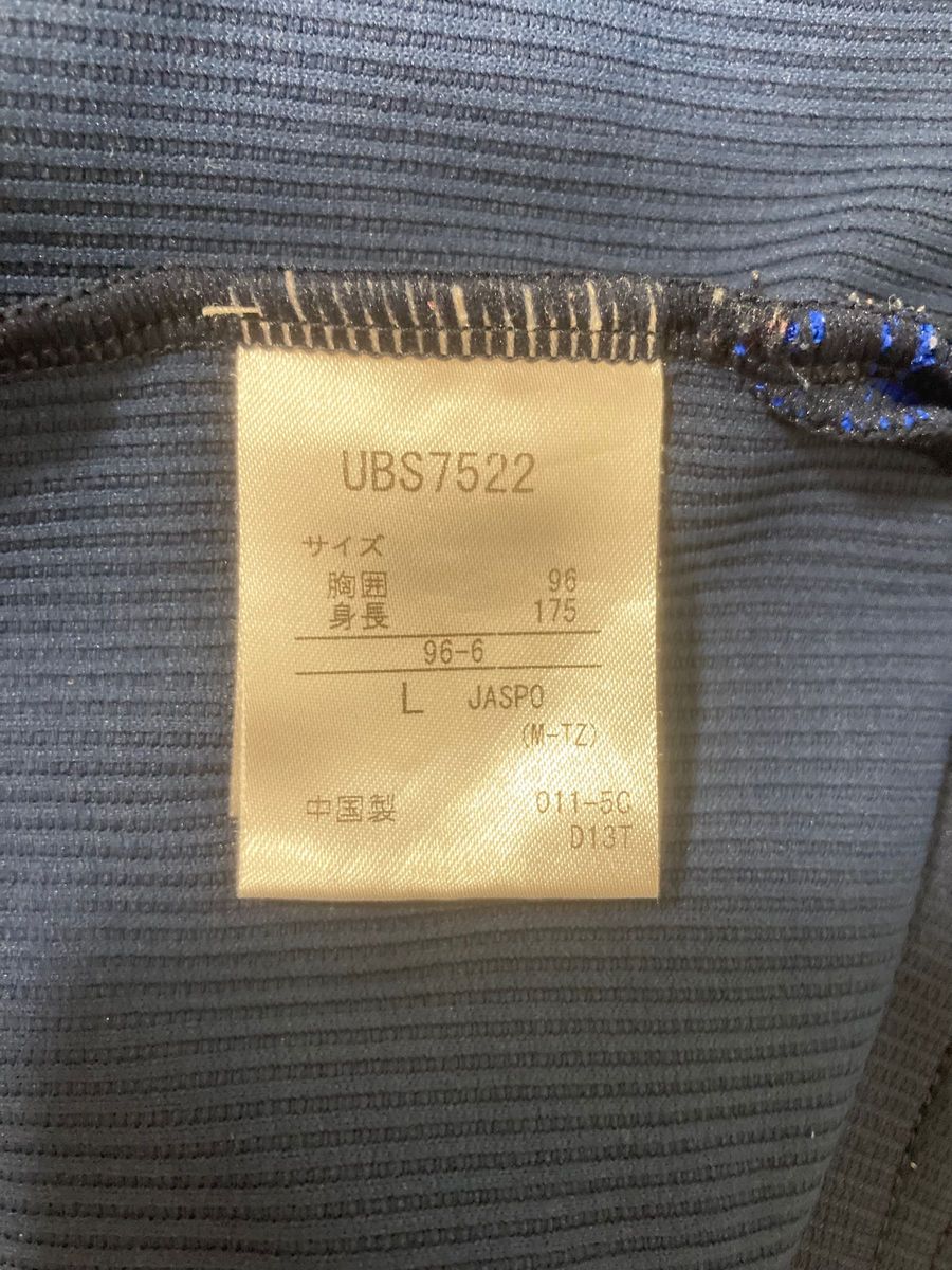 【美品】UMBRO  ウルトラドライメッシュTシャツ　Lサイズ