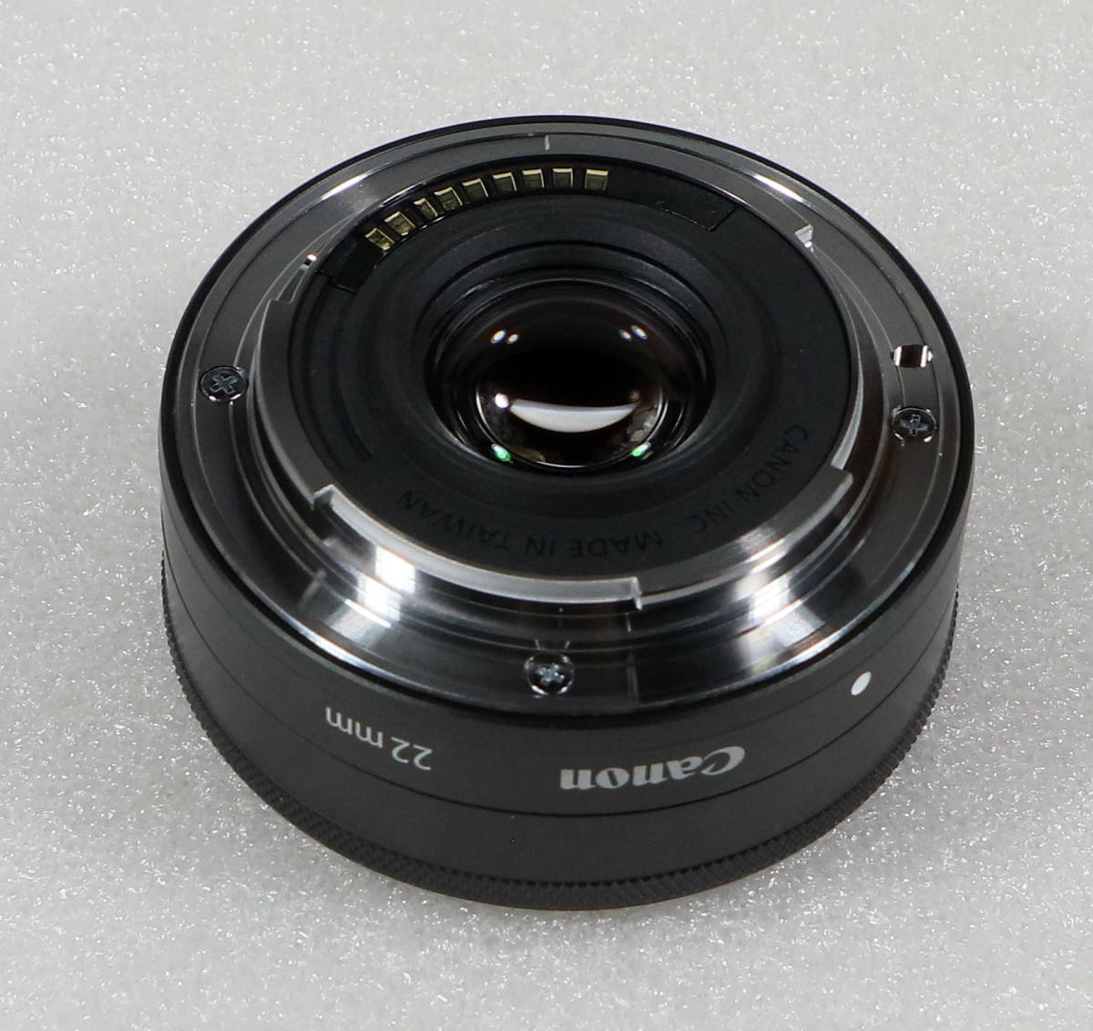 【中古極美品】Canon EF-M22mm F2 STM ミラーレス用単焦点レンズ_画像3