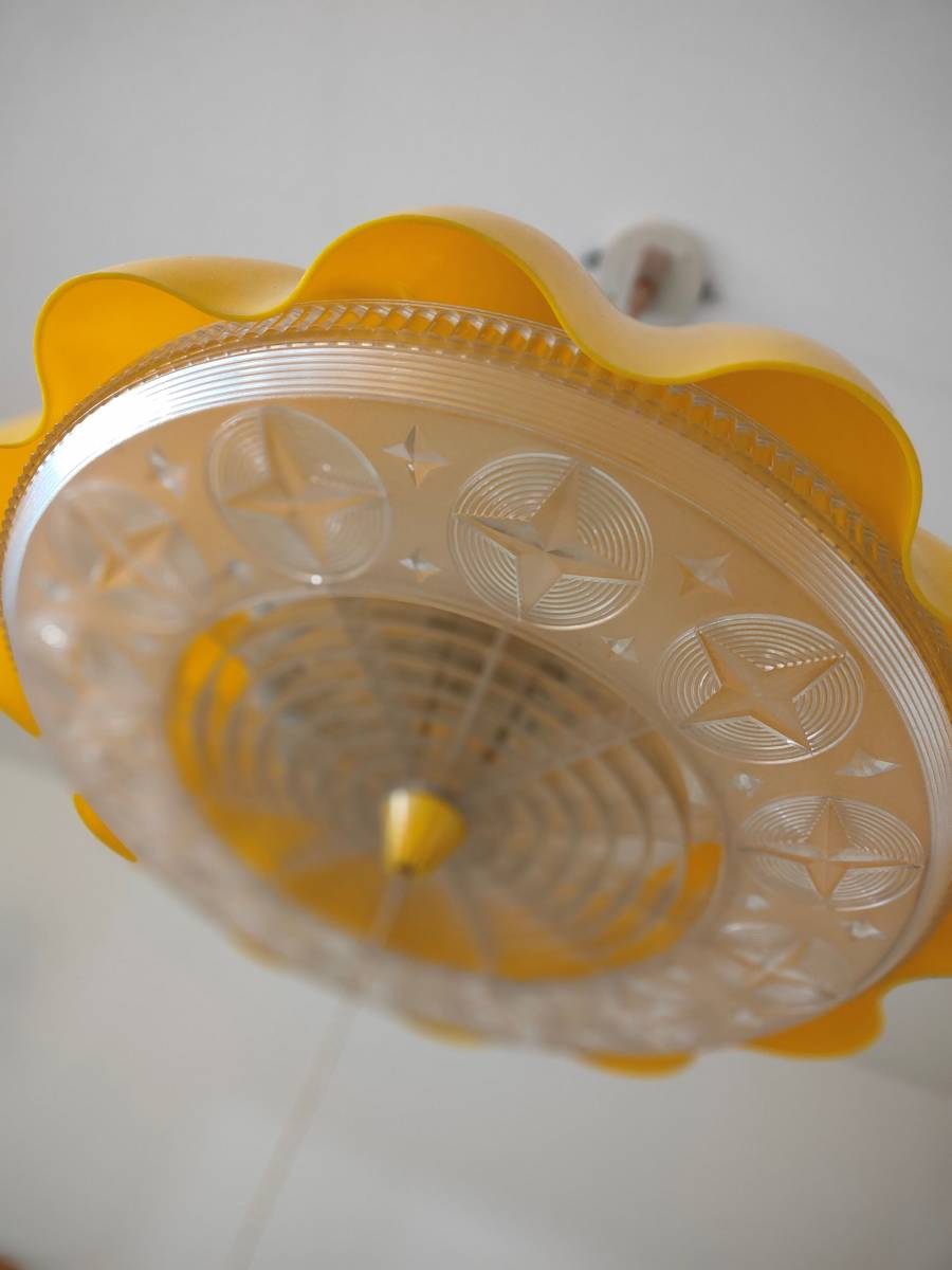 昭和レトロ 照明器具 黄色 花びら 蛍光灯２本＆豆電球付き　ナショナル製_画像8