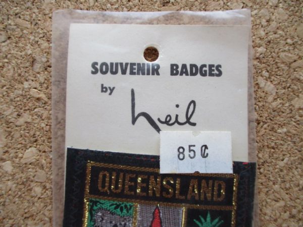 70sオーストラリア クイーンズランドQUEENSLANDワッペン/AustraliaビンテージSOUVENIR BADGE HEILコアラTRAVELサーフィンVINTAGE PATCH D16_画像3