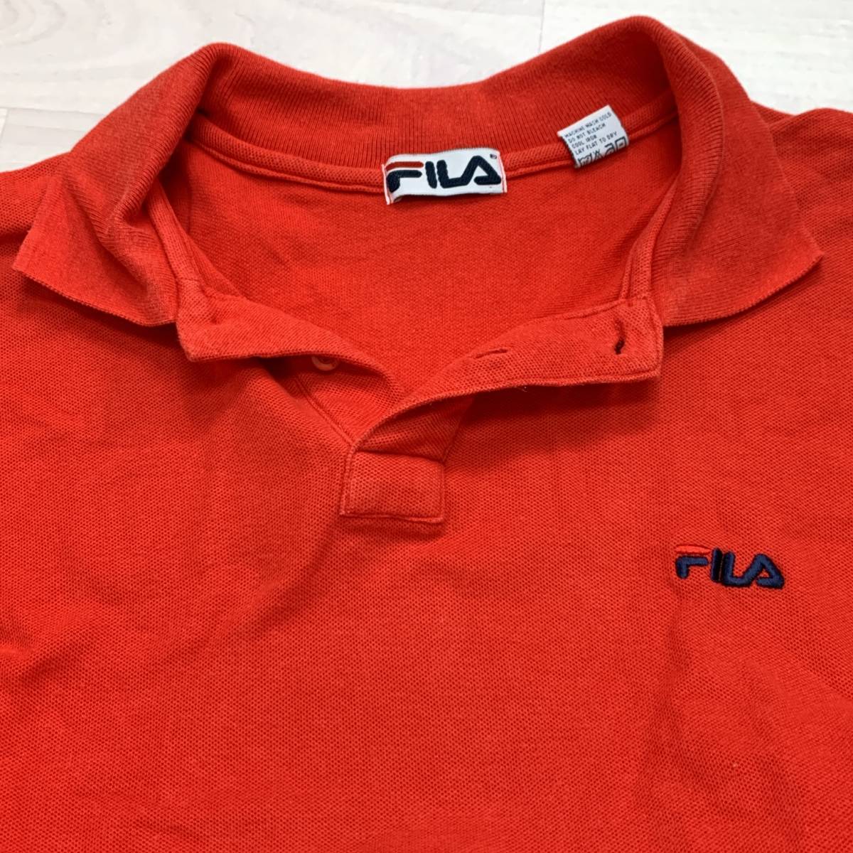 S769 FILA フィラ メンズ ポロシャツ 半袖 フェミニン 赤 無地 上品 シンプルデイリーカジュアル USA製 ロゴ刺繍_画像7