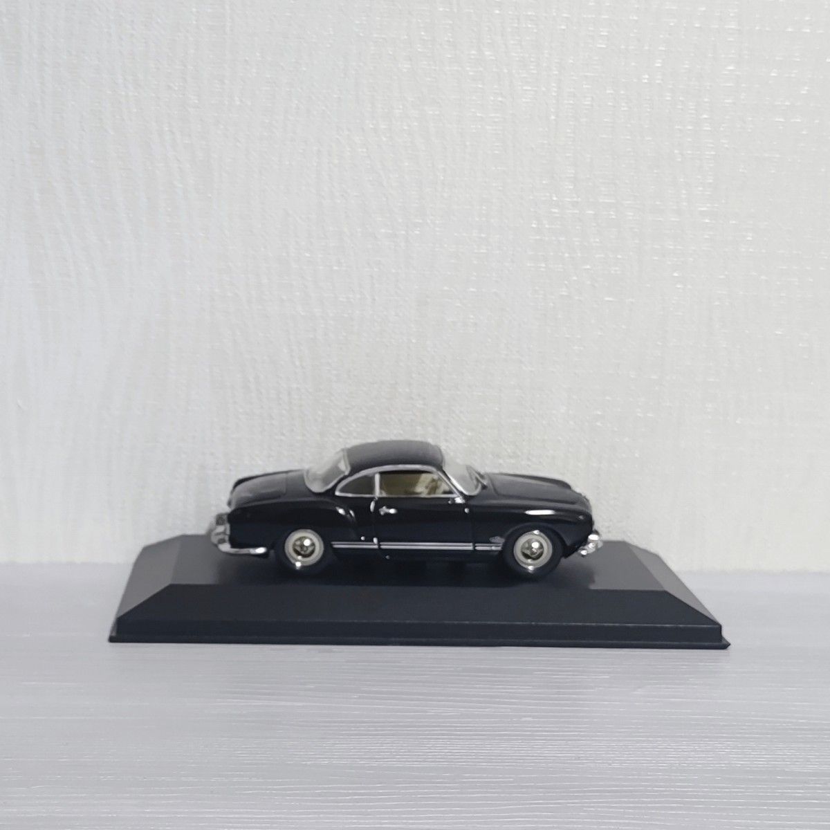 MINICHAMPS 1/43 カルマン ギア クーペ Karmann Ghia Coupe クラシック ミニカー ミニチャンプス_画像5