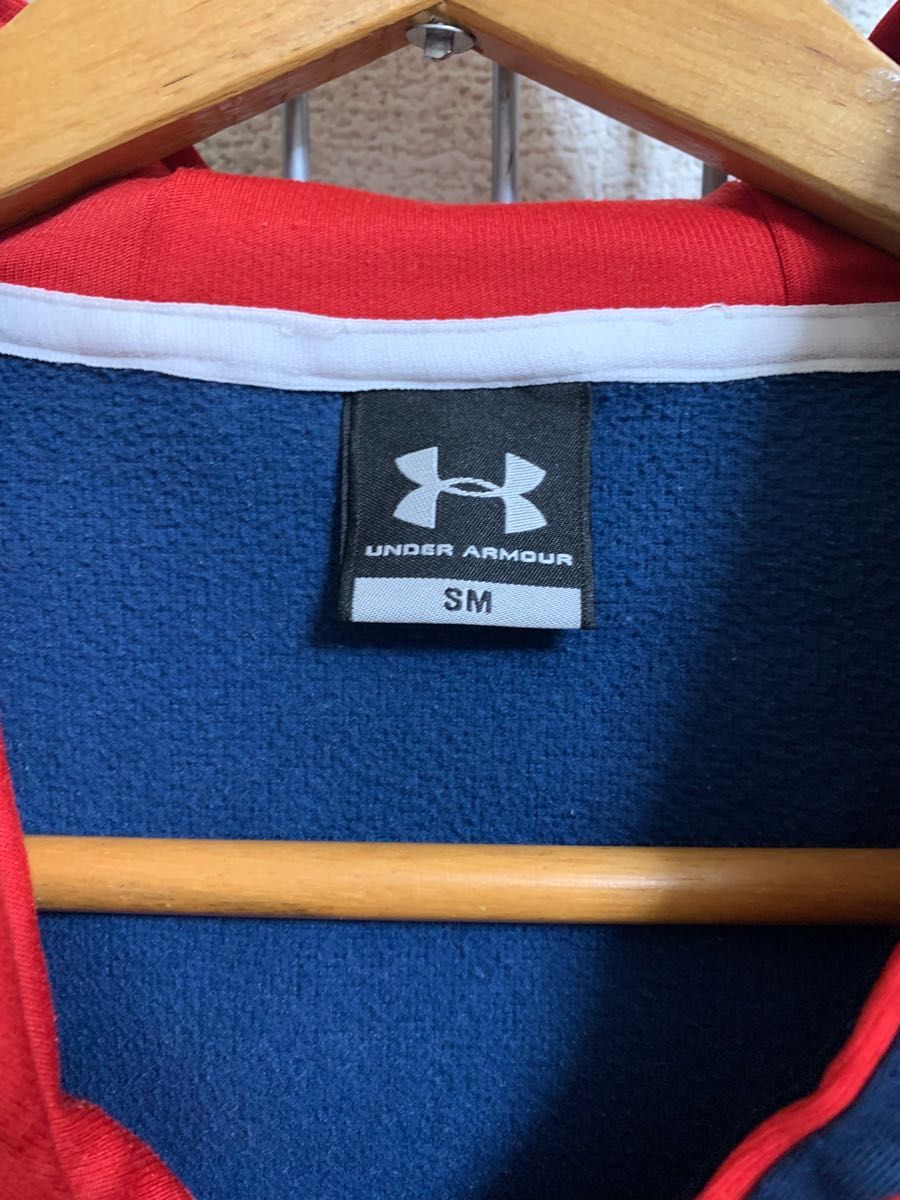 ［UNDER ARMOUR］アンダーアーマー ジップアップ パーカー　ネイビー系　SM Y1778