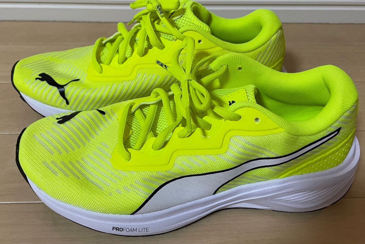 いもばたけ様 Puma ランニングシューズ 蛍光イエロー 25.5 新品未使用】PUMA プーマ スニーカー ランニングシューズ 蛍光