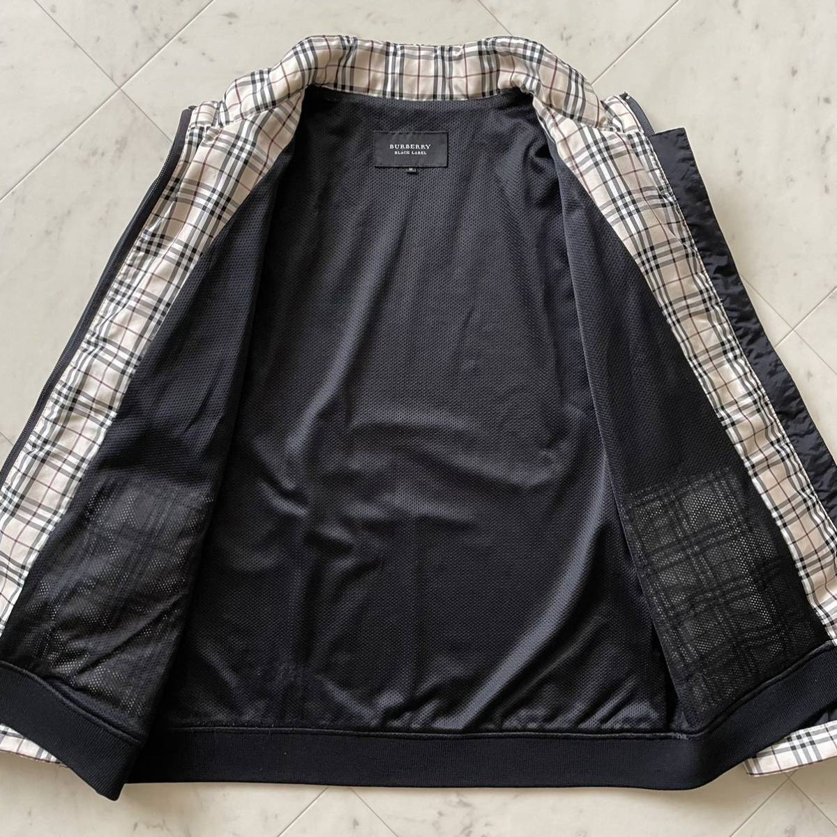 美品★ バーバリーブラックレーベル BURBERRY BLACK LABEL ジップアップ ジャケット ブルゾン ナイロン M ノバチェック 裏メッシュ 高級感_画像7