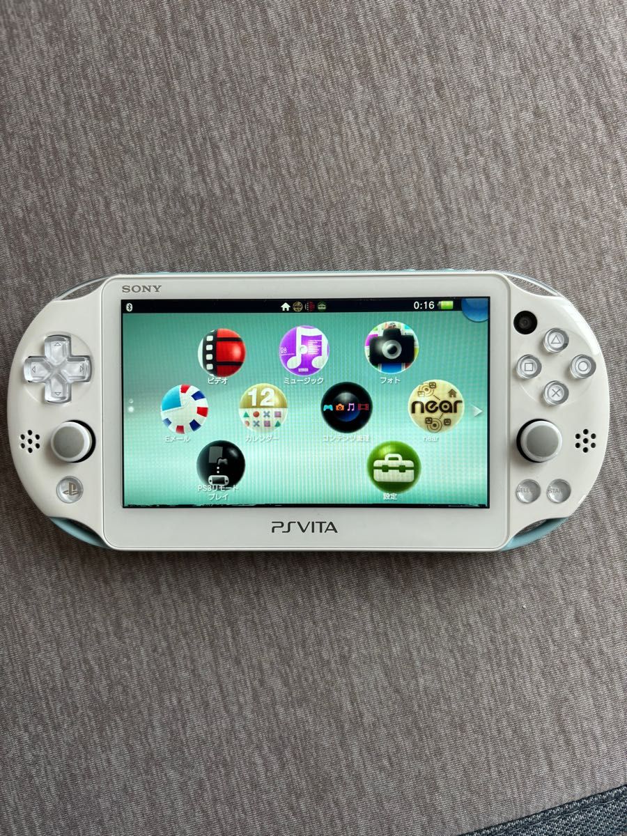 PlayStation Vita （PCH-2000シリーズ） Wi-Fiモデル ライトブルー