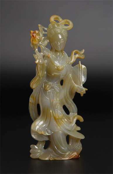 清瑪瑙雕仕女中国古美術