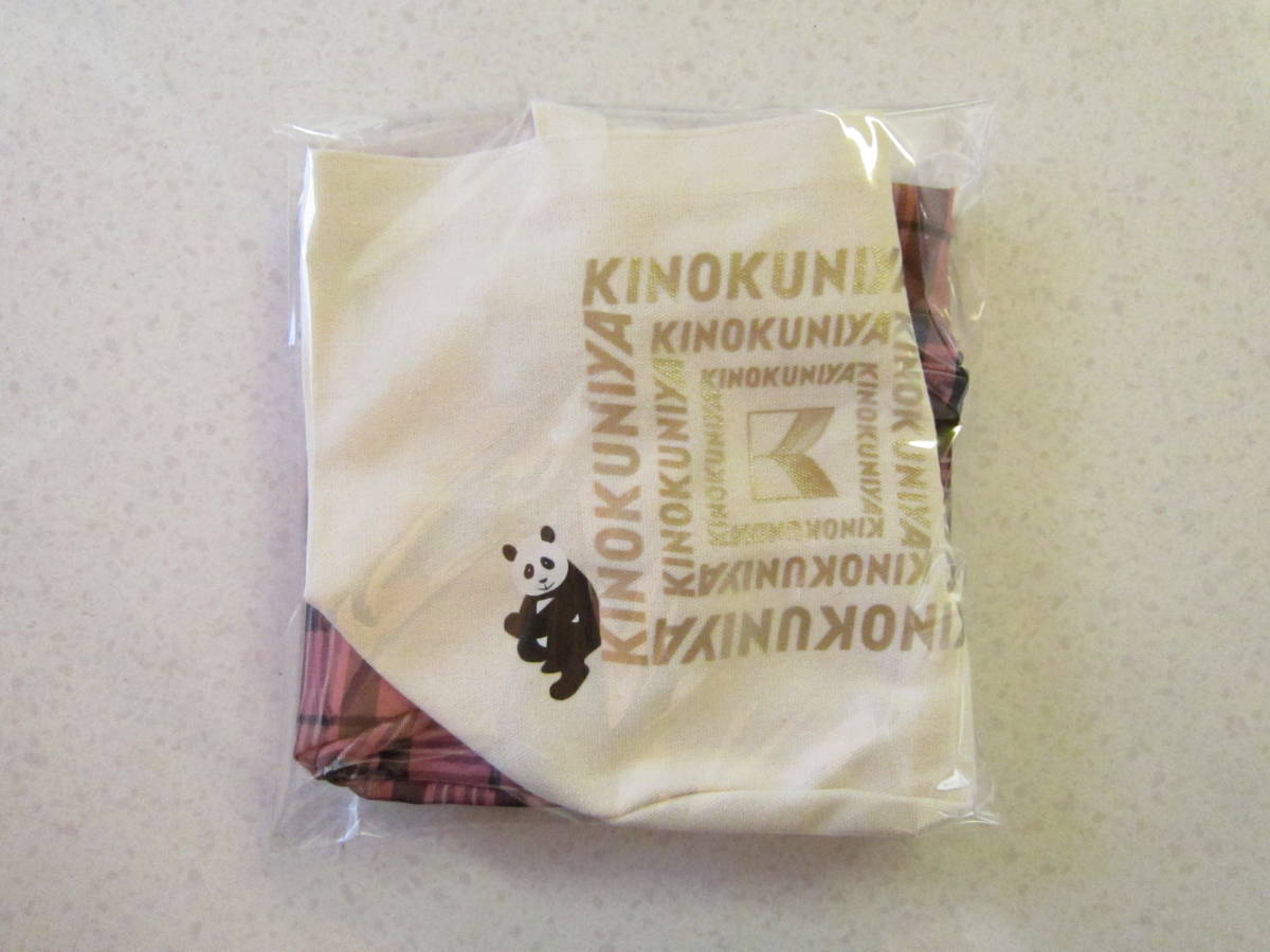 KINOKUNIYA.no country shop Keita Maruyama collaboration limitation unused appendix circle bottom tote bag & heat insulation cold pouch pouch set .. Panda eko sub 