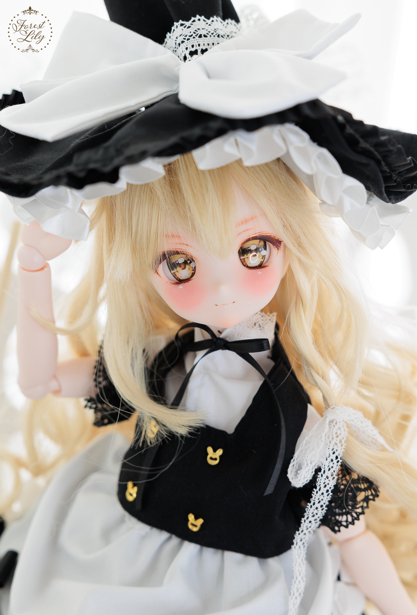 Forest Lily　東方Project　 霧雨魔理沙　DDH-27　セミホワイト　カスタムヘッド＋アイ＋衣装＋ほうき　フルセット　MDD　ドール　_画像4