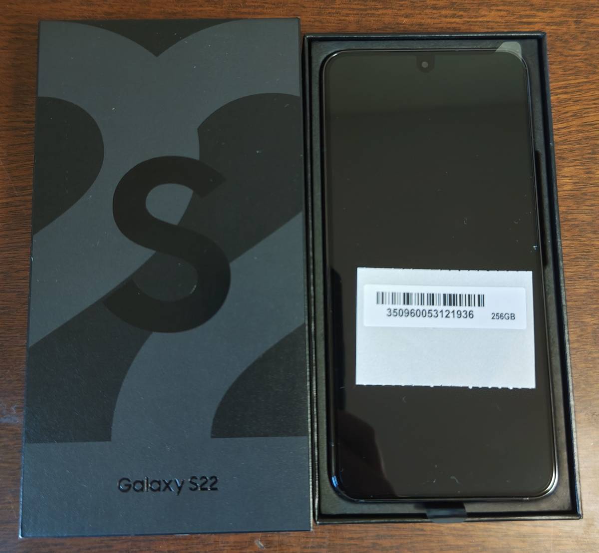 送料無料/新品未使用】Galaxy S22 SCG13 ファントムブラック 黒 au SIM