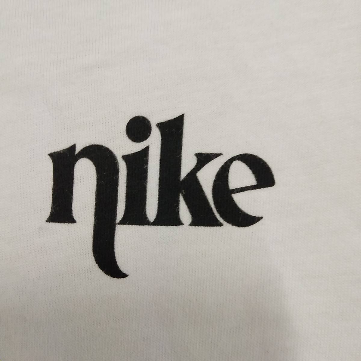 【古着】NIKE(ナイキ) 半袖 Tシャツ ホワイト プリント柄 Sサイズ 男性用の画像4