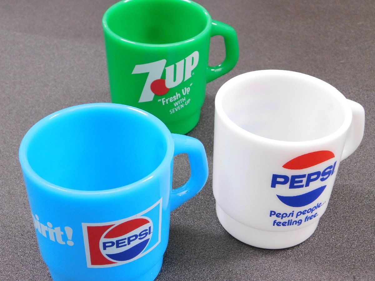  postage \\300[7UP* seven up ]*{ start  King mug * green } plastic american miscellaneous goods 